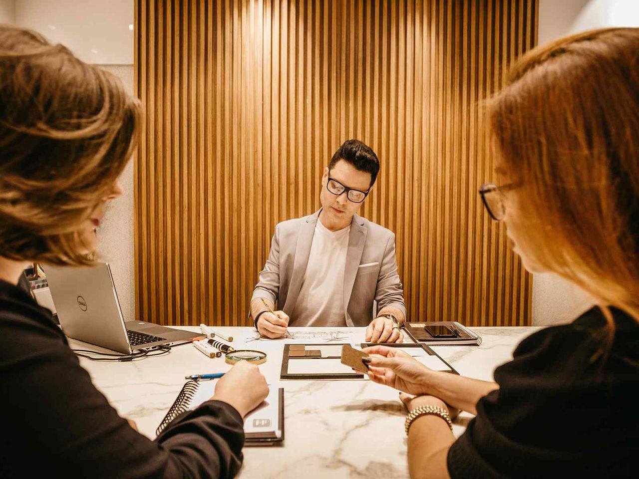 https://edubusiness.ro/wp-content/uploads/2020/08/service_01-1280x960.jpg